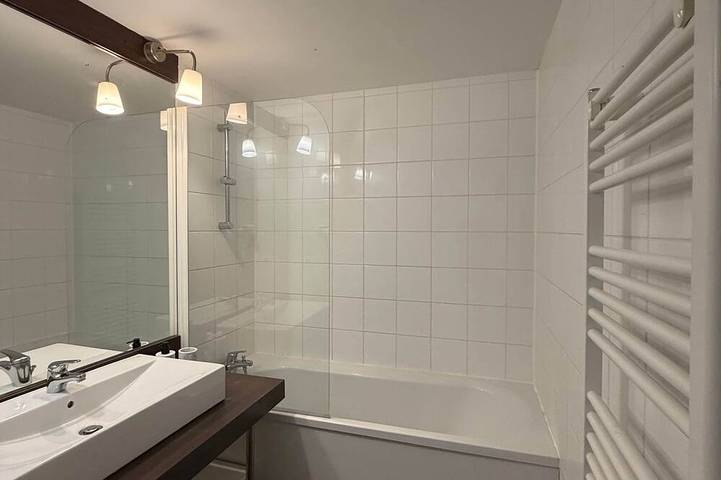 Gîte pour 6 personnes, avec Terrasse et Jardin à Chaveignes - 4