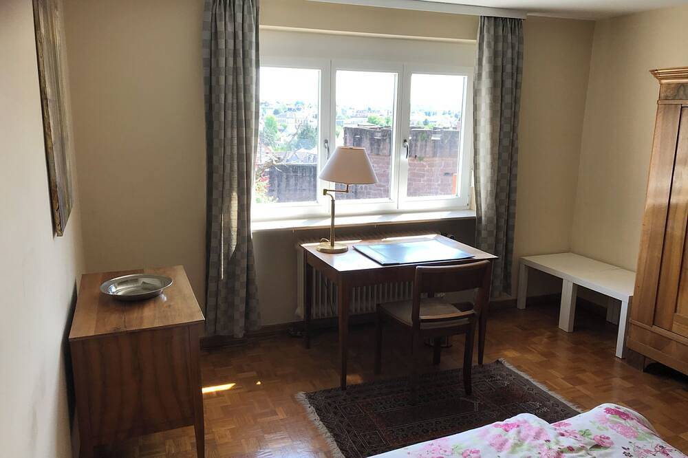 Ganze Wohnung, Ambiente Hirschgraben - helle Wohnung fußläufig zu Altstadt und Schloss in Büdingen, Wetterau