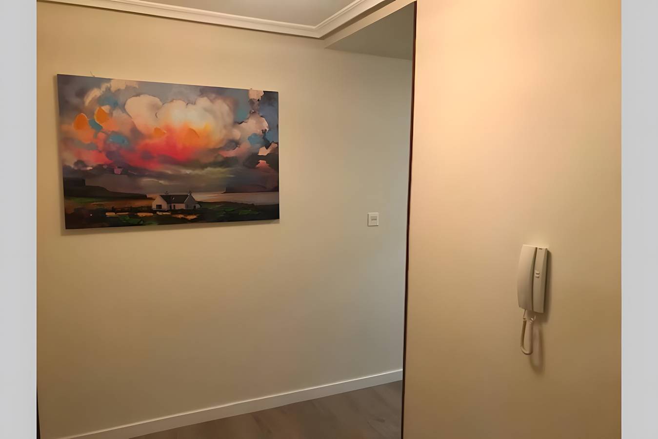 Appartement entier, Appartement « Vue sur la plage » en front de mer avec terrasse privée et Wi-Fi in Distrito Centro (Gijón), Gijón
