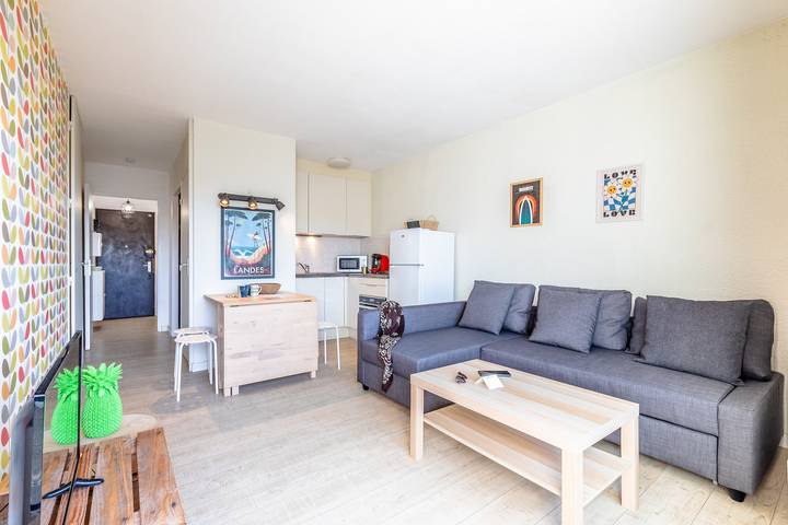 Gîte pour 4 personnes, avec Balcon dans Plage du Penon - 2