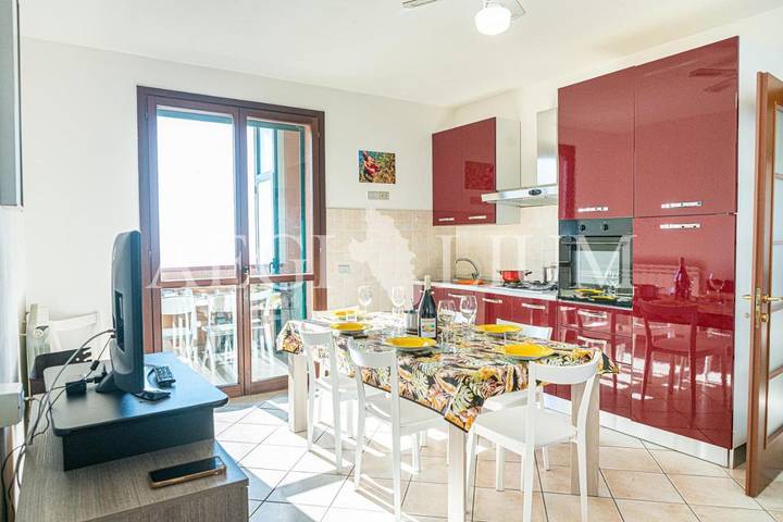 Ferienwohnung für 9 Personen, mit Ausblick und Garten auf Isola del Giglio