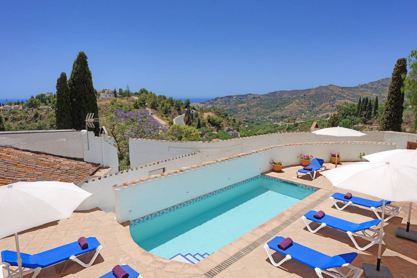 The Little Well: Private Pool, Sleeps2, Views in Frigiliana Road, Frigiliana