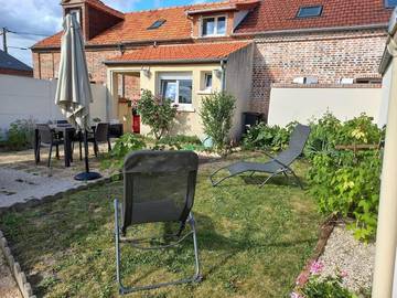 Location de vacances pour 4 personnes, avec jardin à La Ferté-Saint-Aubin