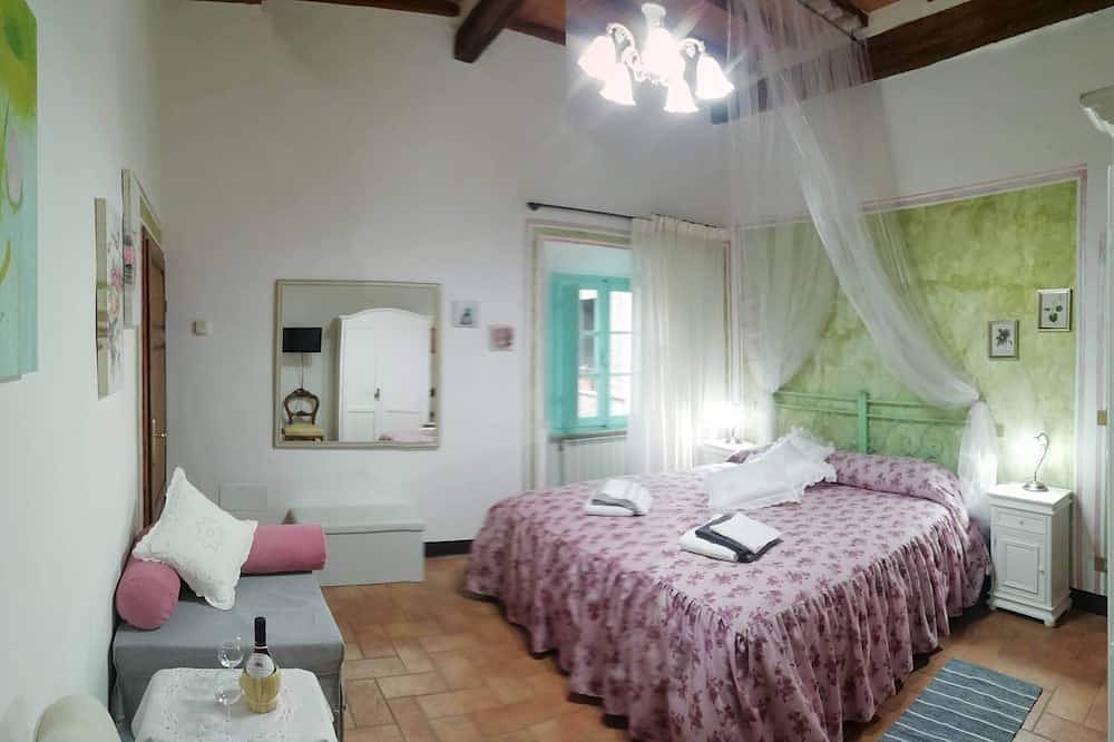 Ganze Wohnung, Historischer Wohnsitz am Brunnen in San Quirico d'Orcia, Orciatal