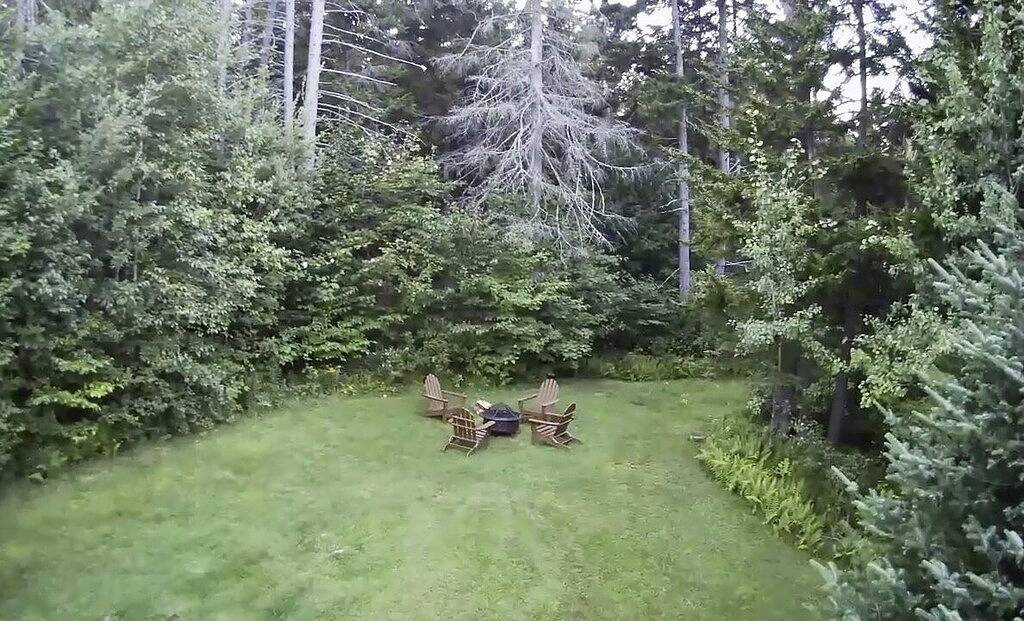 Cozy Vermont Log Cabin Chalet Only Minutes from Jay Peak in Jay Peak