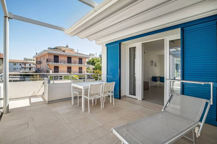 Ferienwohnung für 4 Personen, mit Balkon in Jesolo - 2