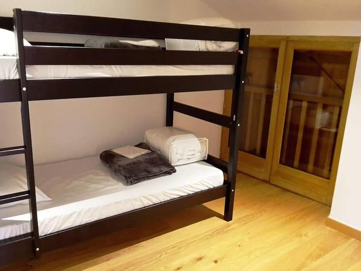 Location de vacances pour 6 personnes, avec jardin et vue, adapté aux familles à Saurat - 4