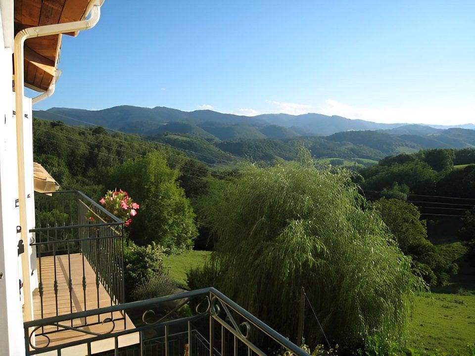 La ferme de Lèdre - Arc en ciel in La Bastide-de-Sérou, Parc naturel régional des Pyrénées ariégeoises