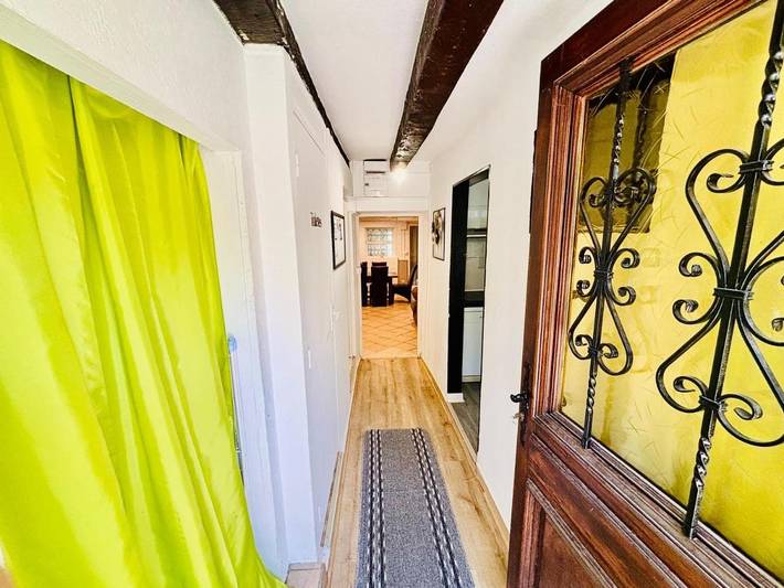 Gîte pour 8 personnes, avec jardin à Le Breuil - 4