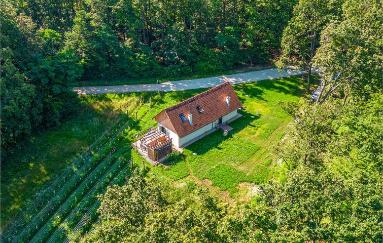 Ferienhaus für 6 Personen mit Terrasse in Bezirk Güssing
