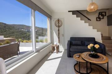 Villa for 12 People in Tinos, Cyclades, Photo 2