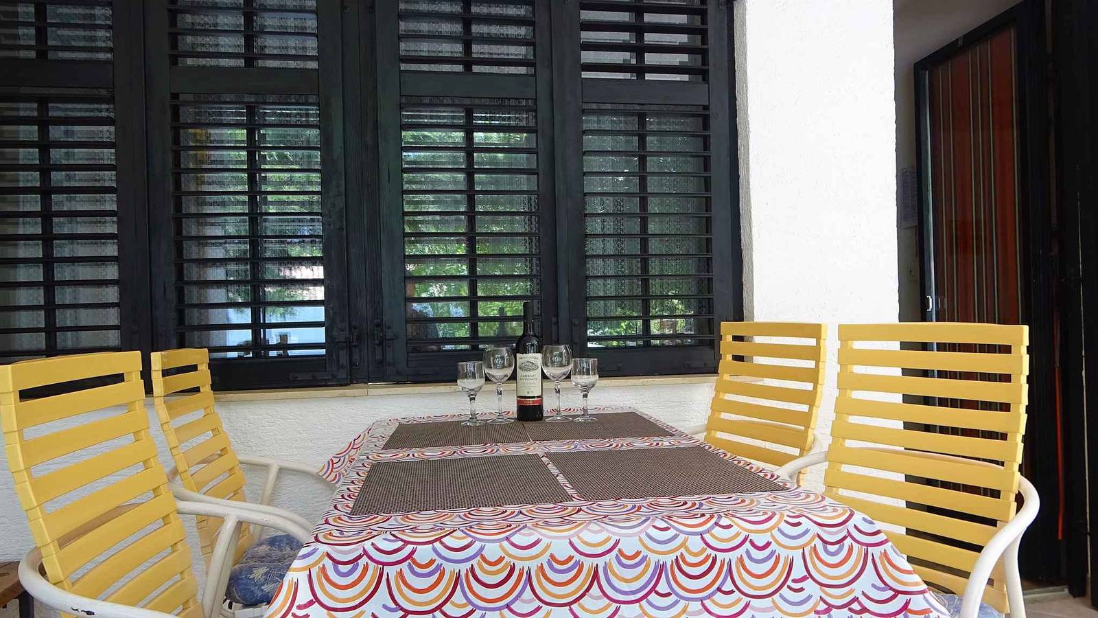 Ganze Ferienwohnung, Ferienwohnung mit Klimaanlage in Cesarica, Naturpark Velebit