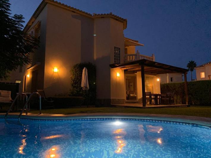 Chalet für 6 Personen, mit Garten und Pool in Oliva - 3