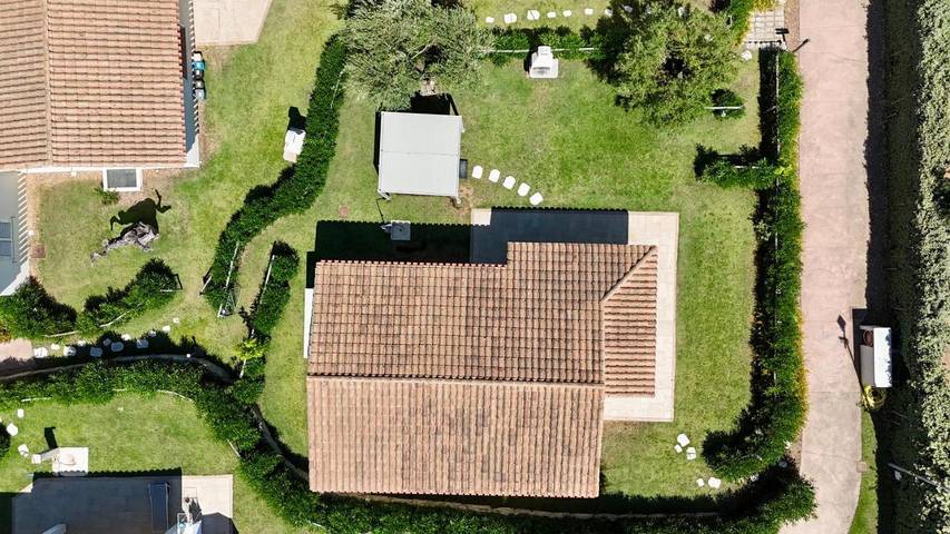 Location de vacances pour 6 personnes, avec jardin et piscine dans Cardedu - 2