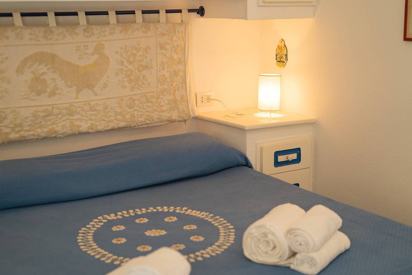 Entire apartment, Apartment 'L'incanto' with Sea View, Wi-Fi and Air Conditioning in Palau (town), Palau (Sardinia)