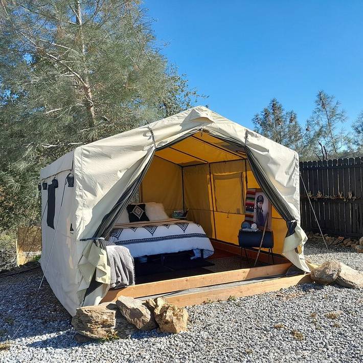 Camping for 6 people, with balcony and yard, with pets in Northern California