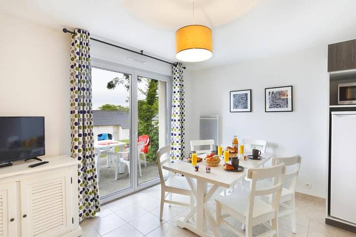 Holiday apartment for 8 people, with balcony and pool - 1