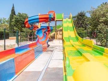 Camping pour 2 personnes, avec bassin pour enfant dans les Bouches-du-Rhône