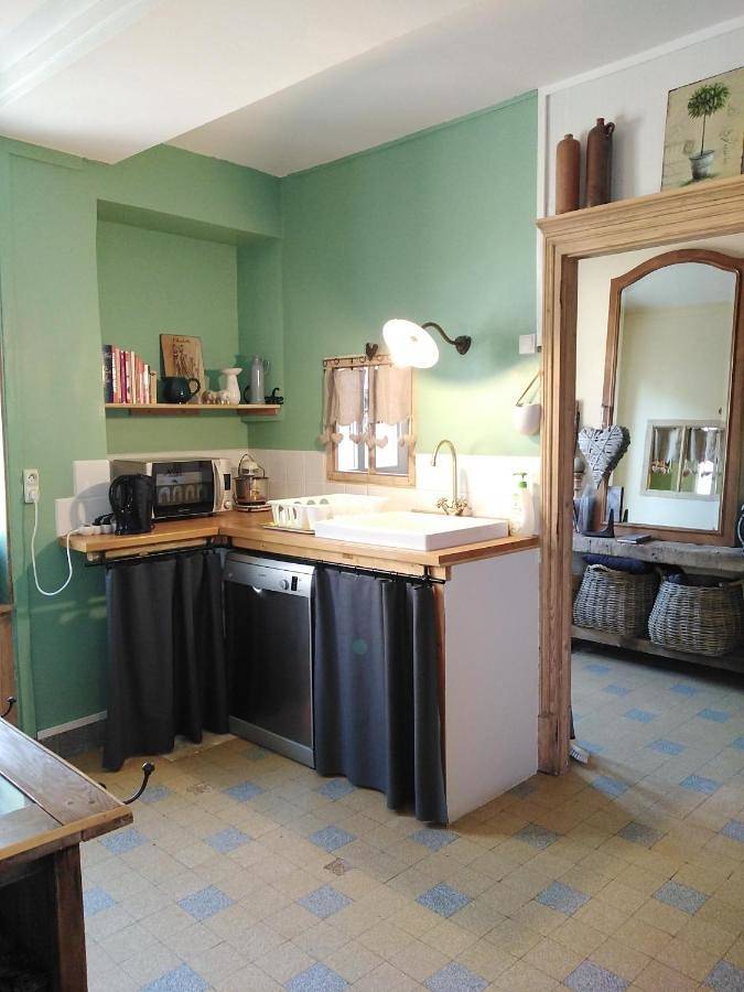 Location de vacances pour 5 personnes, avec vue et jardin, animaux acceptés à Chevannes - 4