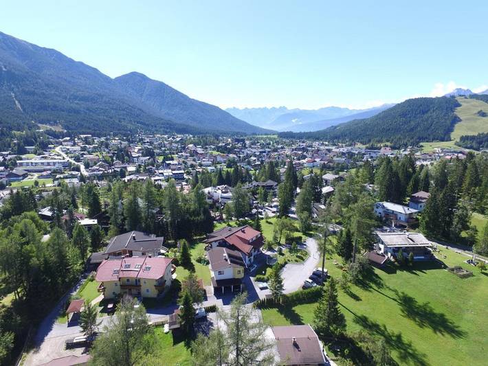 Chalet für 11 Personen, mit Garten und Whirlpool in Seefeld in Tirol
