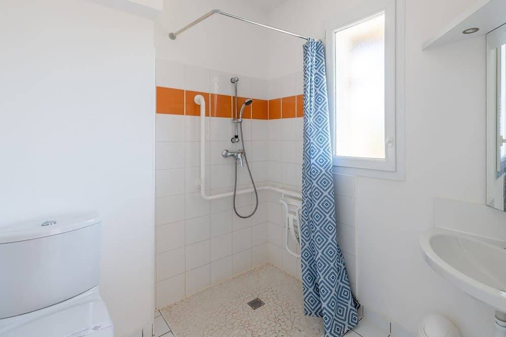Ganze Wohnung, Studio gemütlich accès Piscine intérieure et extérieure | 400m du lac! in Parentis-en-Born, Côte d’Argent