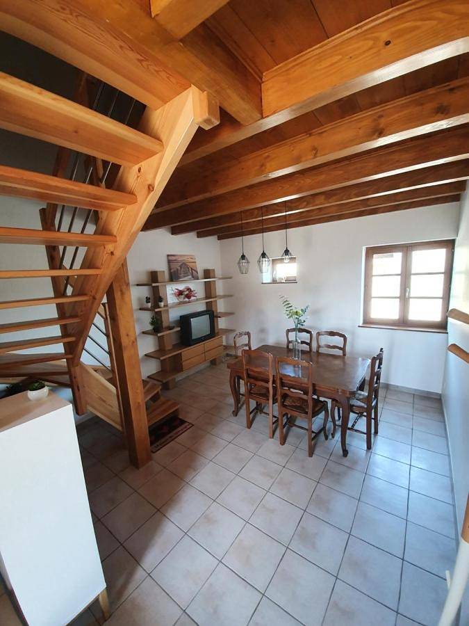 Gîte Le Bonnet in Marlieux, Région de Bourg-en-Bresse