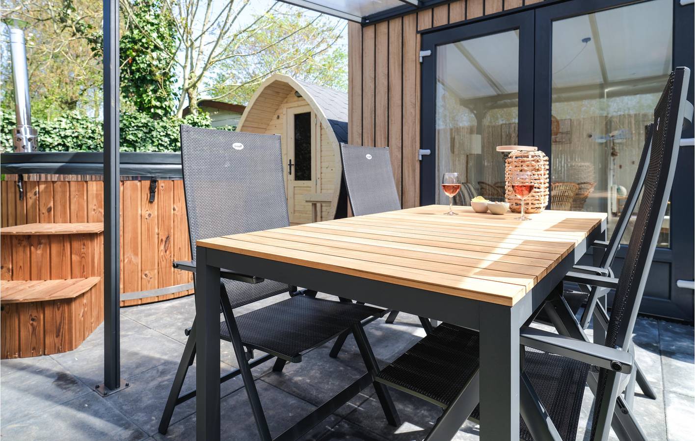 Ferienhaus für 4 Personen mit Terrasse in Niederländische Nordsee
