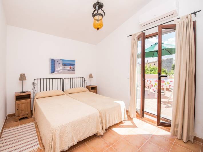 Villa Sa Fonera - Villa for 4 people in Maria de la Salut. in Maria de la Salut, Majorca Center