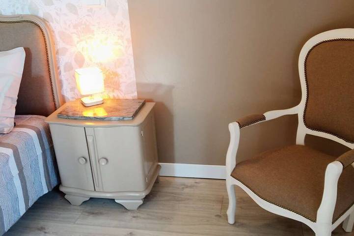 Location de vacances pour 6 personnes, avec jardin et terrasse à Braye-sous-Faye - 3