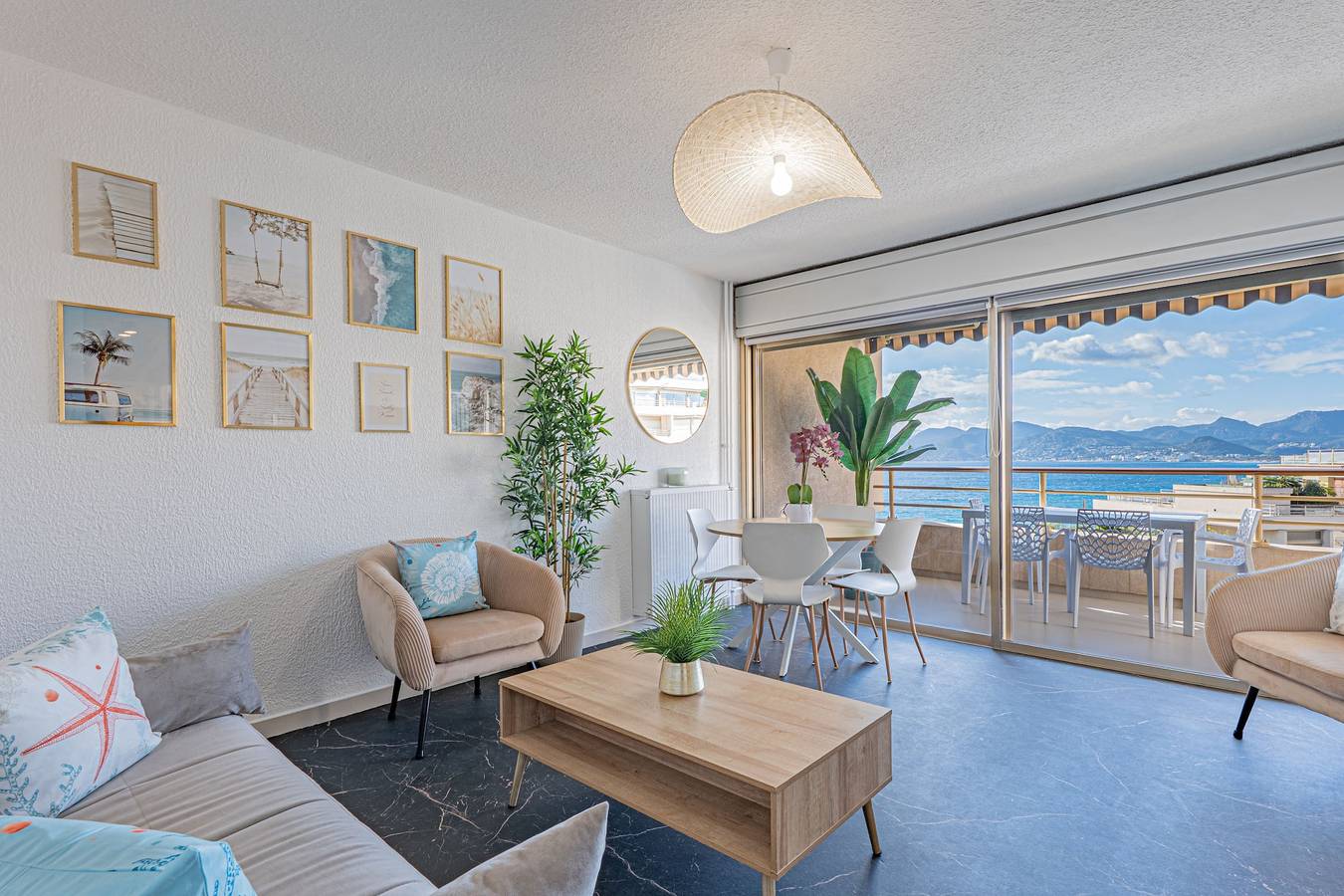 Hel leilighet, Elégant 2 pièces - accès mer direct vue splendide in Cannes La Bocca, Cannes