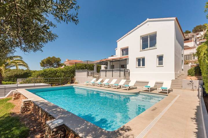 Chalet para 10 personas, con balcón y jardín en Menorca