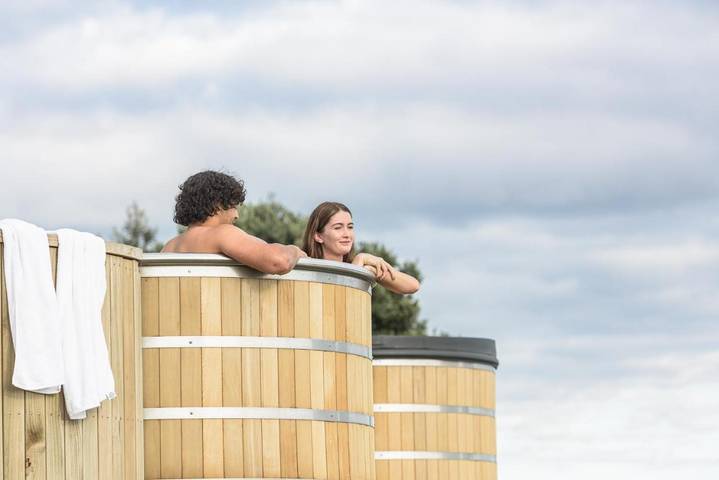 Parc de vacances pour 3 personnes, avec sauna et piscine ainsi que jardin et jacuzzi dans Nouvelle-Zélande - 4