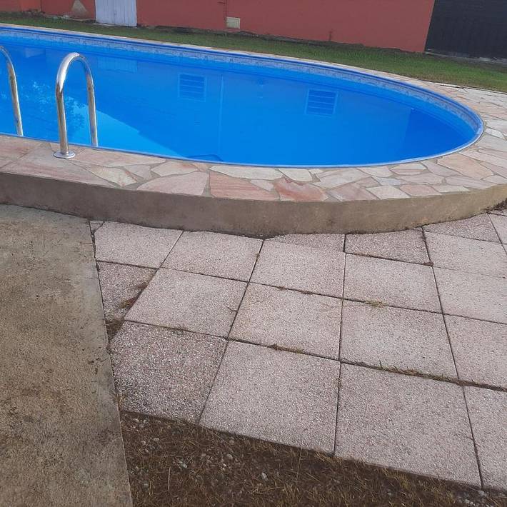 Location de vacances pour 2 personnes, avec terrasse et piscine, animaux acceptés à Montsinéry-Tonnegrande