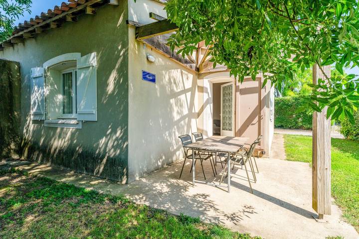 Ferienhaus für 6 Personen, mit Garten in Arles