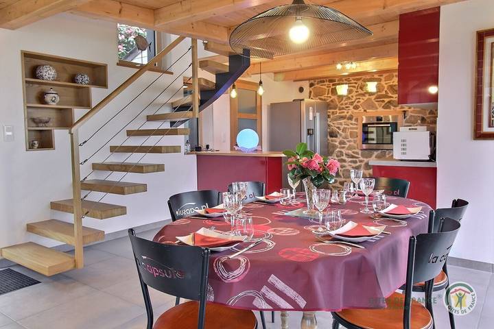 Gîte pour 5 personnes, avec terrasse et jardin à Kerbors - 3