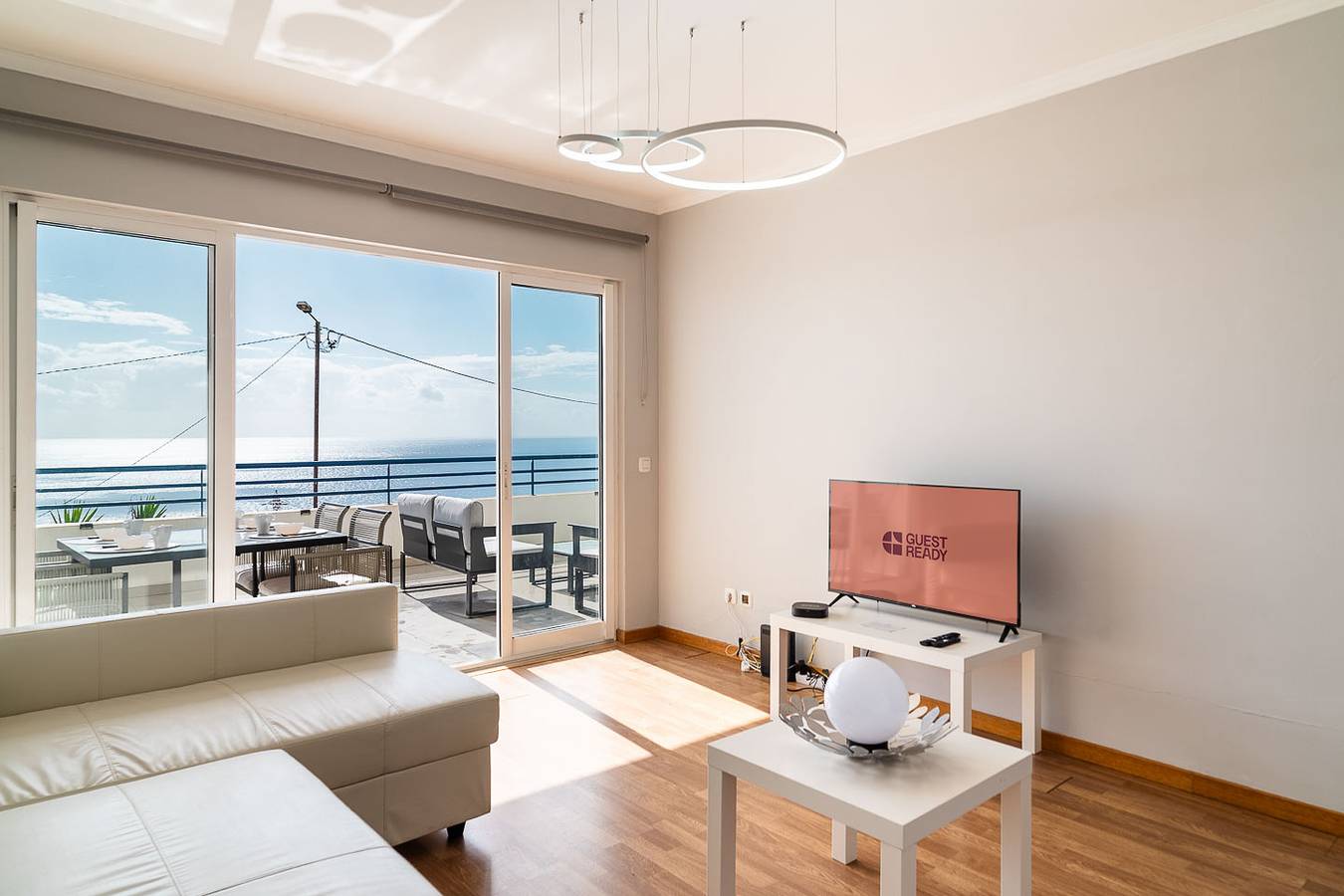 Ganze Wohnung, Ferienwohnung für 4 Personen mit Terrasse in Reis Magos, Caniço