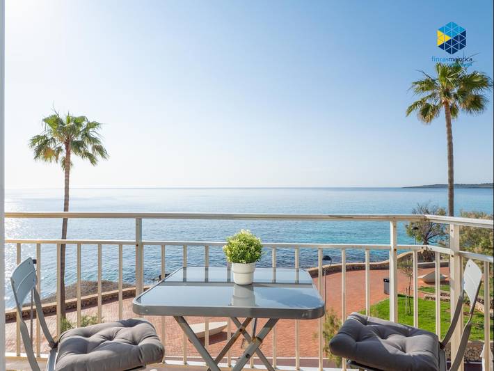 Apartment for 4 people, with terrace in Cala Bona