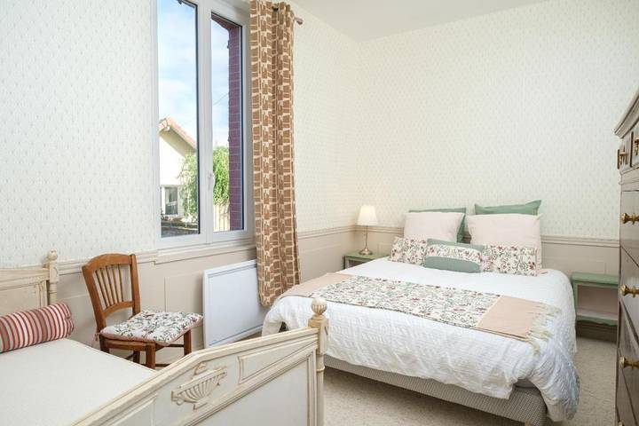 Gîte pour 6 personnes, avec terrasse dans Gare De Dives Cabourg - 3