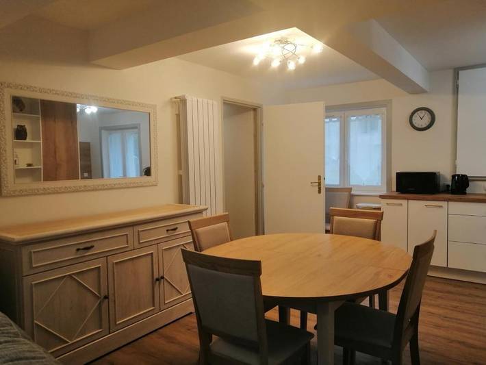 Gîte pour 2 personnes, avec Terrasse et Jardin à Dignac