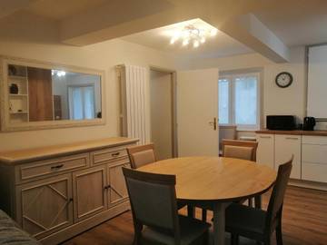 Gîte pour 2 personnes, avec jardin et terrasse à Dignac