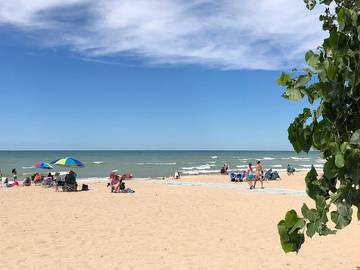 Mobile Home for 6 Guests in Porter, Lake Michigan, Picture 3