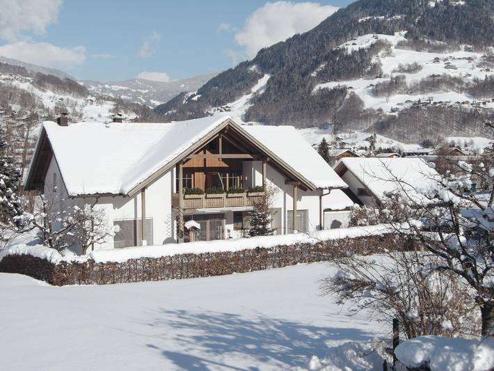Ferienwohnung für 2 Personen, mit Balkon und Ausblick in Tschagguns