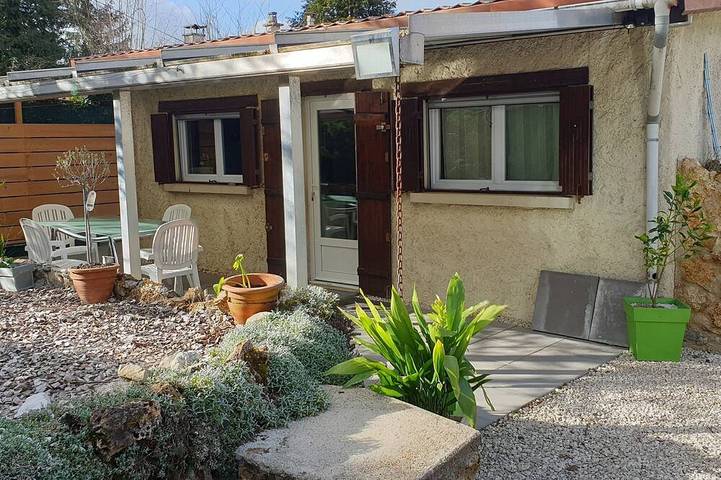 Ferienhaus für 2 Personen, mit Garten in Grand Est