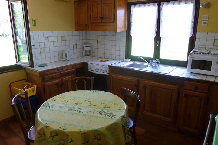 Gîte pour 4 personnes, avec jardin à Marlhes - 2