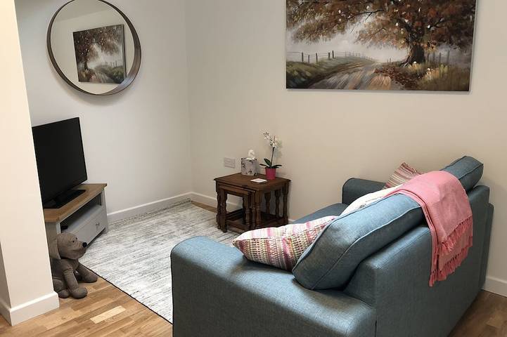 Perfect for walkers, Goodwood, National Trust, Short Stay in Bramshott and Liphook, South Downs