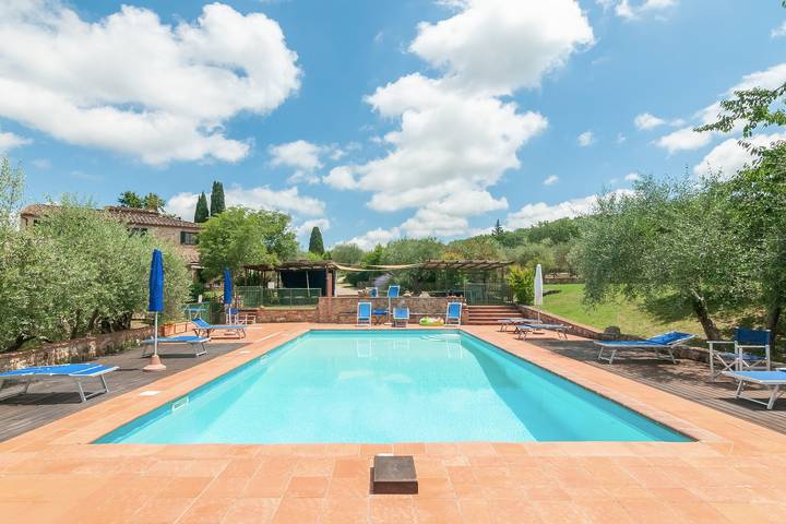 Agriturismo 'Molinuzzo - Joshua' met gedeeld zwembad, privéterras en Wi-Fi in Barberino Tavarnelle, Chianti