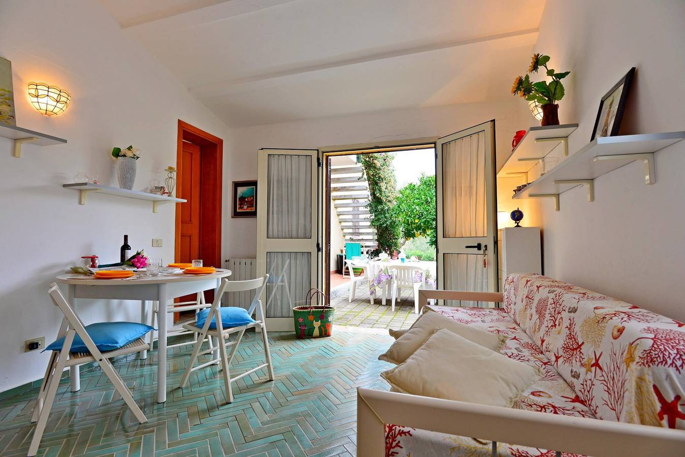 Appartamento intero, Appartamento "Arancio in Casa Davis" con terrazza e Wi-Fi in Isola d'Elba
