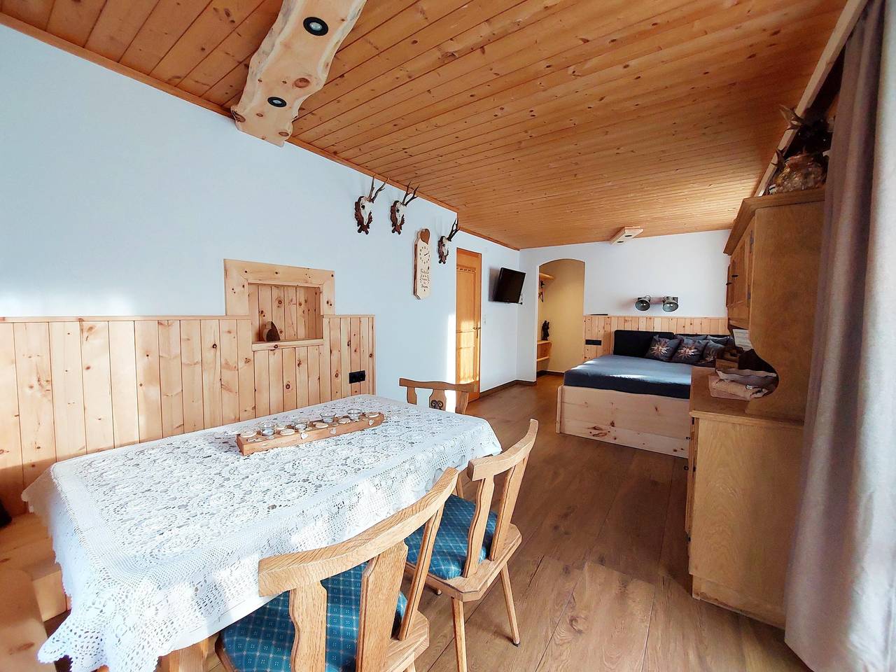 Ganze Wohnung, Hütte in Hochfügen nahe Skipisten in Tuxer Alpen, Hochfügen