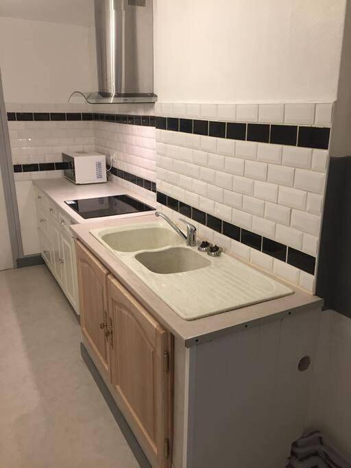 Gîte pour 2 personnes à Château-du-Loir - 2