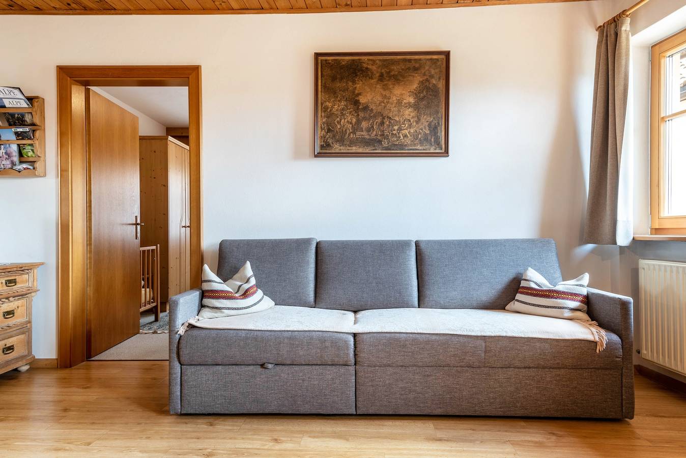 Geheel appartement, Vakantieappartement 'Haus Thurn Apartment B' met bergzicht, tuin & wifi in Kastelruth, Dolomiti Superski